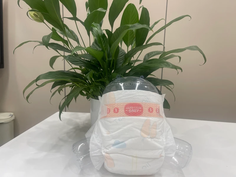 Free-Samples-on-Sale-High-Quality-OEM-Embossed-Surface-3D-Leak-Guard-Premium-Comfort-Cute-Printed-No-Leg-Pinching-GoodBaby-Pants Free Samples on Sale High Quality OEM Embossed Surface 3D Leak Guard Premium Comfort Cute Printed No Leg Pinching GoodBaby Pants